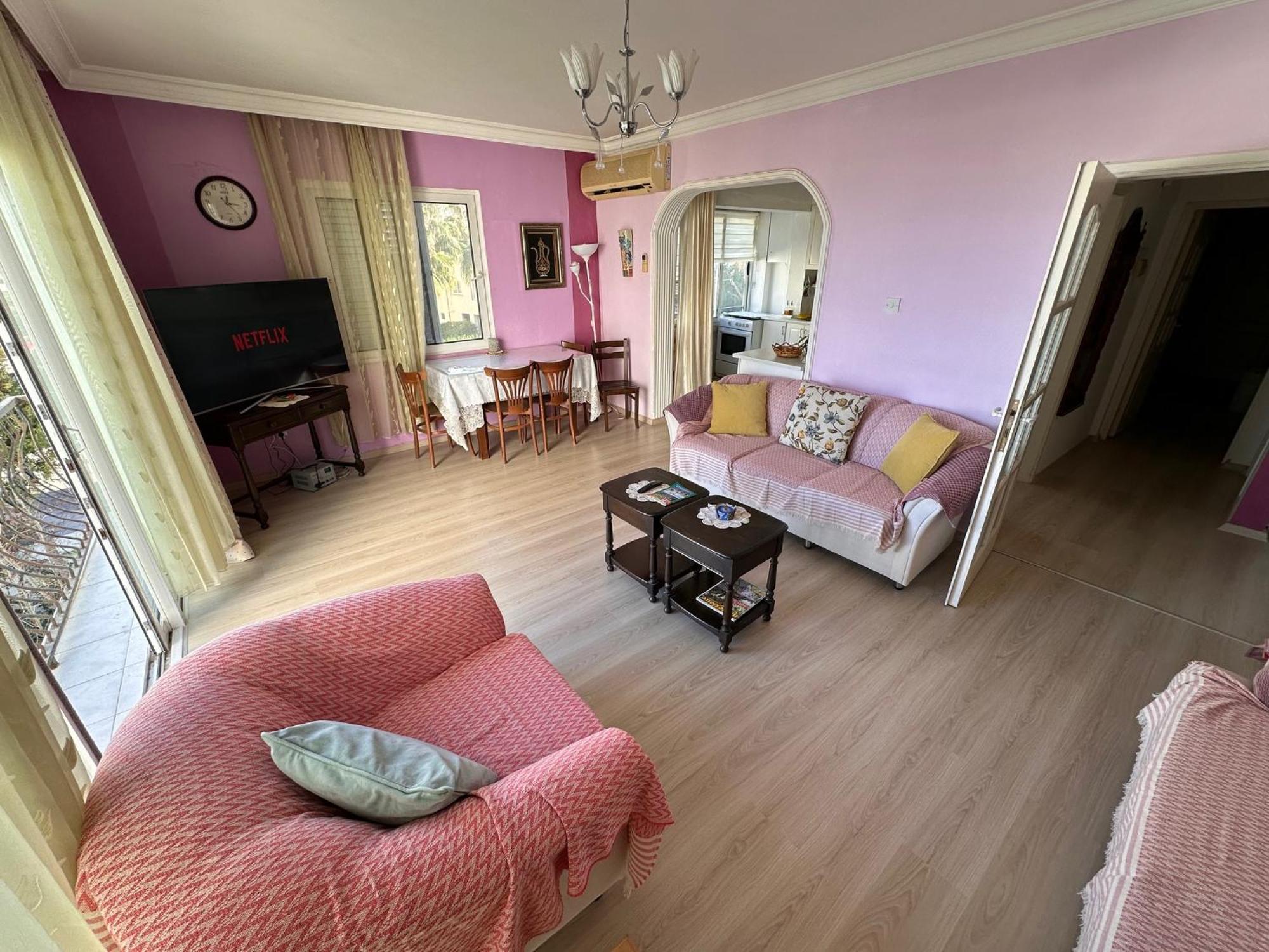 2 Bedroom With Sea View In Kyrenia Centre Apartament